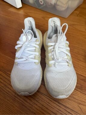 adidas ultra boost 2022 White Athletic Running Shoes